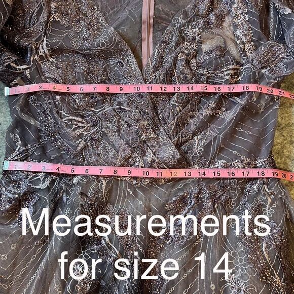 Mac Duggal Size 14 Purple Embellished 3/4 Long Sleeve V-Neck Midi Tea Dress Gown - Picture 6 of 7